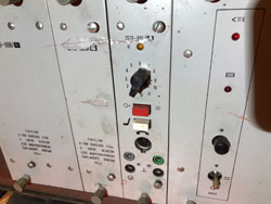 BRG FM401 URH rádió adó-vevő bázisállomás/átjátszó