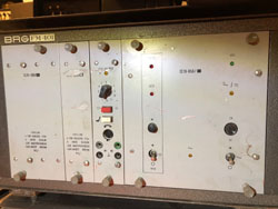 BRG FM401 URH rádió adó-vevő bázisállomás/átjátszó