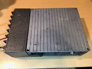 BRG FM10-164 mobil URH adó-vevő, teljesen tranzisztorizált, félvezetős, standard külső kezelős kivitel