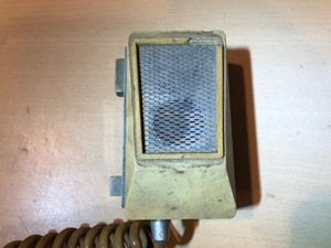 BRG MH-3 KEZELŐ, mikrofonhangszóró, mikrofon, kézi URH adó-vevőhöz, korai kivitel