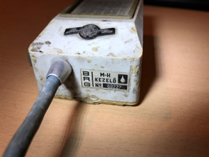 BRG MH KEZELŐ, mikrofonhangszóró, mikrofon, BRG FM05-163 kézi URH adó-vevőhöz, korai kivitel