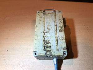 BRG MH KEZELŐ, mikrofonhangszóró, mikrofon, BRG FM05-163 kézi URH adó-vevőhöz, korai kivitel