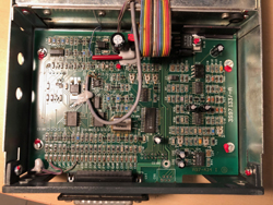 BRG TR331BTS szintézeres mobil URH adó-vevő készülék