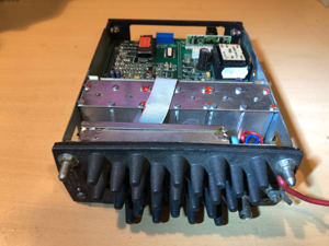 BRG VHE330 vonalhosszabbító URH adó-vevő egység, előfizetői állomás