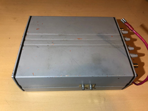 MultiCom Kft. által gyártott MCR2301 adó-vevő a BRG FM301 kiváltására