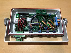 MultiCom Kft. által gyártott VK601 MÁV speciális vasúti kezelő egység